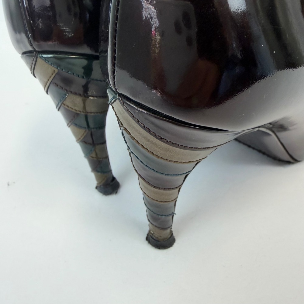 Louis Vuitton Patent Leather Ankle Boots 36.5 Black Pointed Gold‎ Zip Heels - Picture 10 of 12